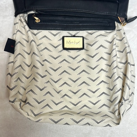 Moda Luxe Black Weaved  Backpack - Picture 11 of 13